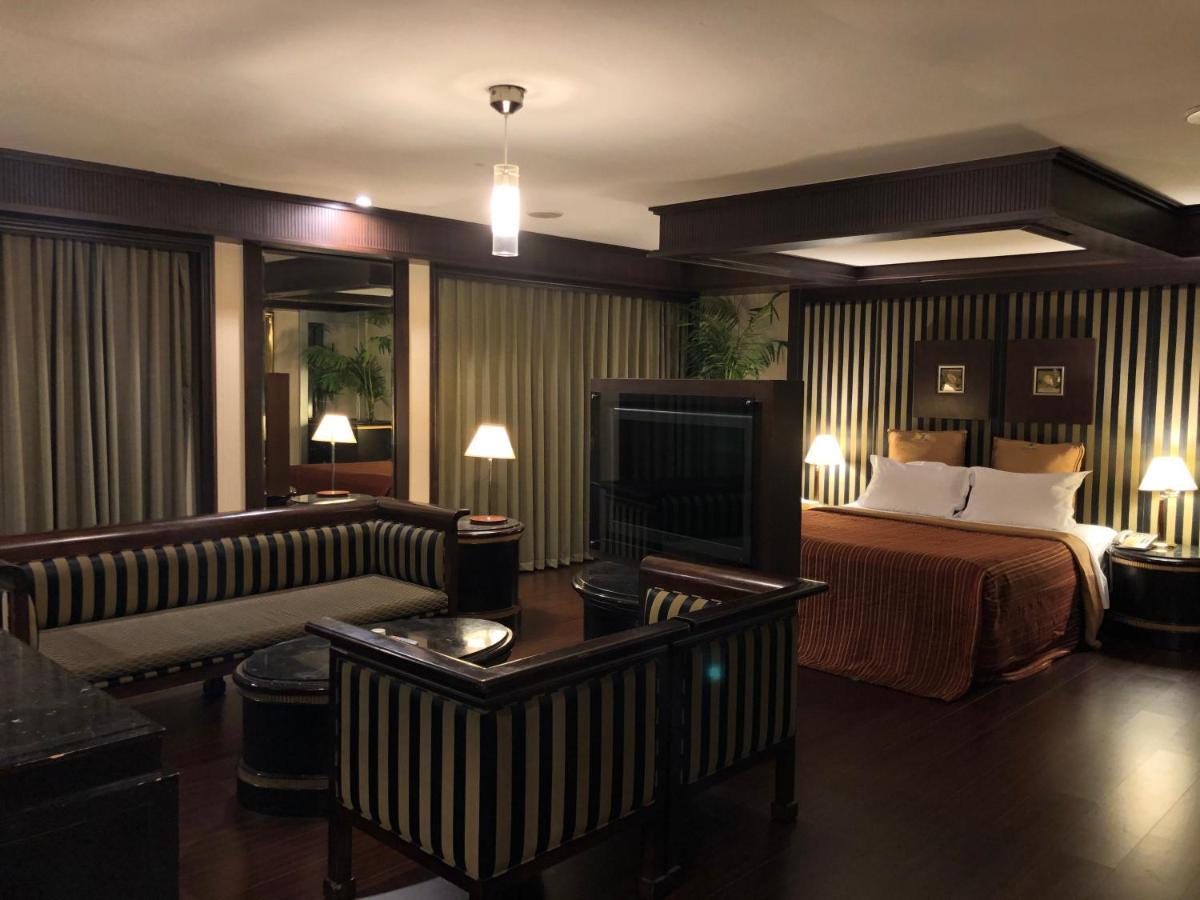 Love Tree Motel ไทเป ภายนอก รูปภาพ